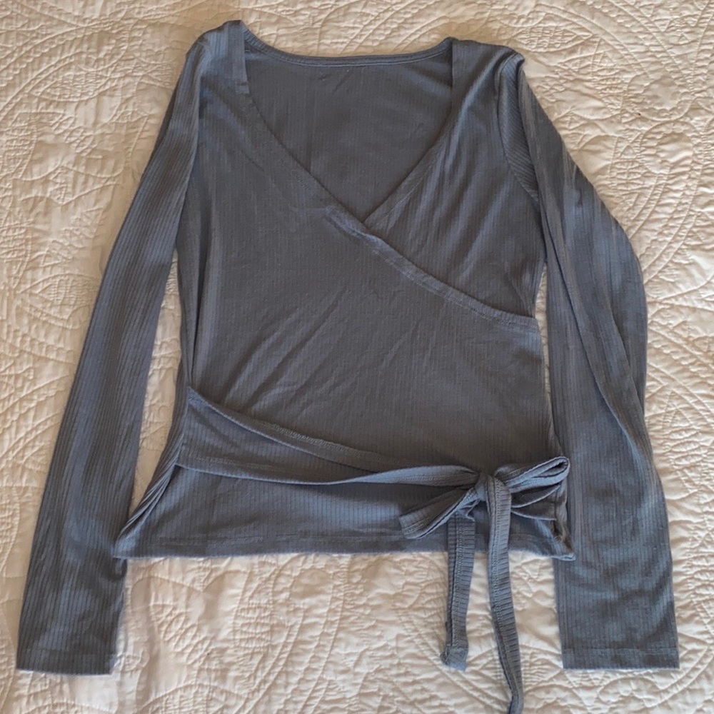 Long sleeve powder blue top